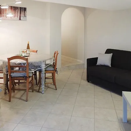 Апартаменты Holiday Flat - Els021001-p